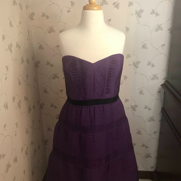 LIKE NEW - BCBGMAXAZRIA Purple Dress with optional straps - Size 10 - Picture 3 of 6
